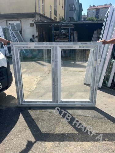 Okno 150x120