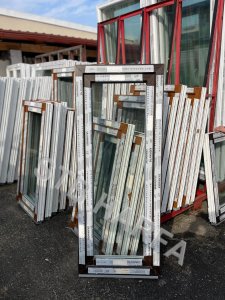 Okno 60x150 tmavý dub